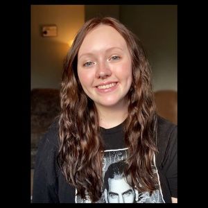 Meet your Posher, Mallory